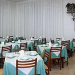 Ξενοδοχείο Hotiday Lungomare 3*