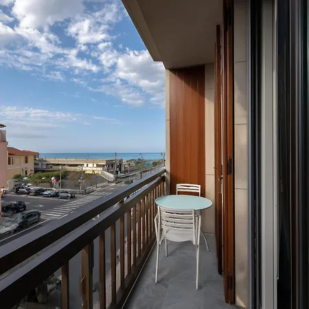 Hotel Hotiday Lungomare Lavagna