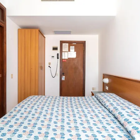 Hotiday Lungomare Hotell