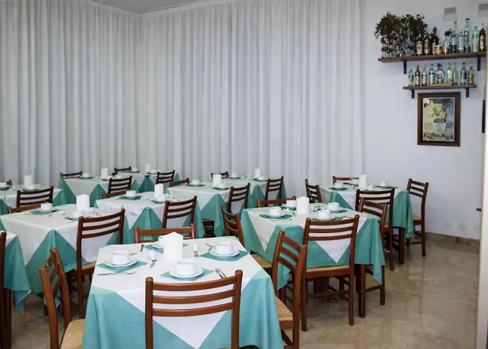 Hotel Hotiday Lungomare 3*